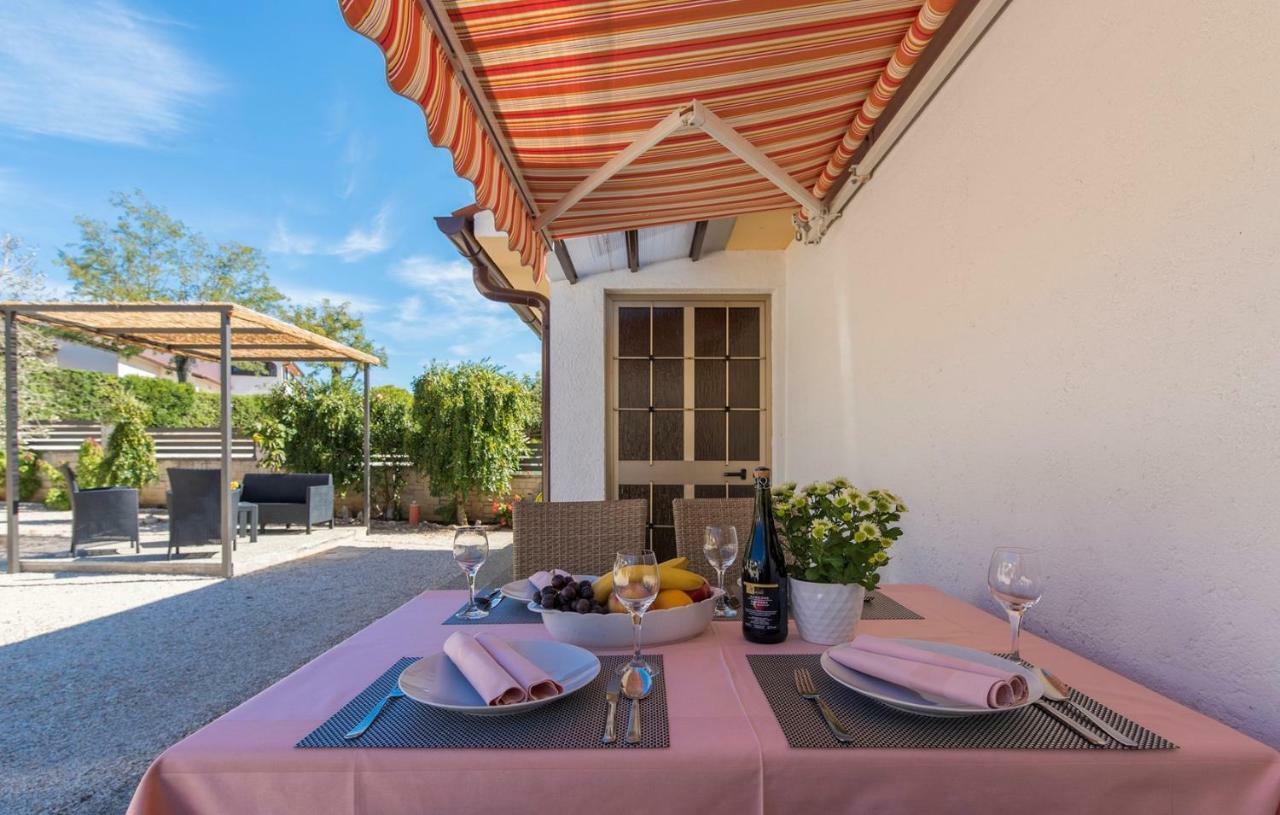 Cottage Nilda I Musalez Екстериор снимка